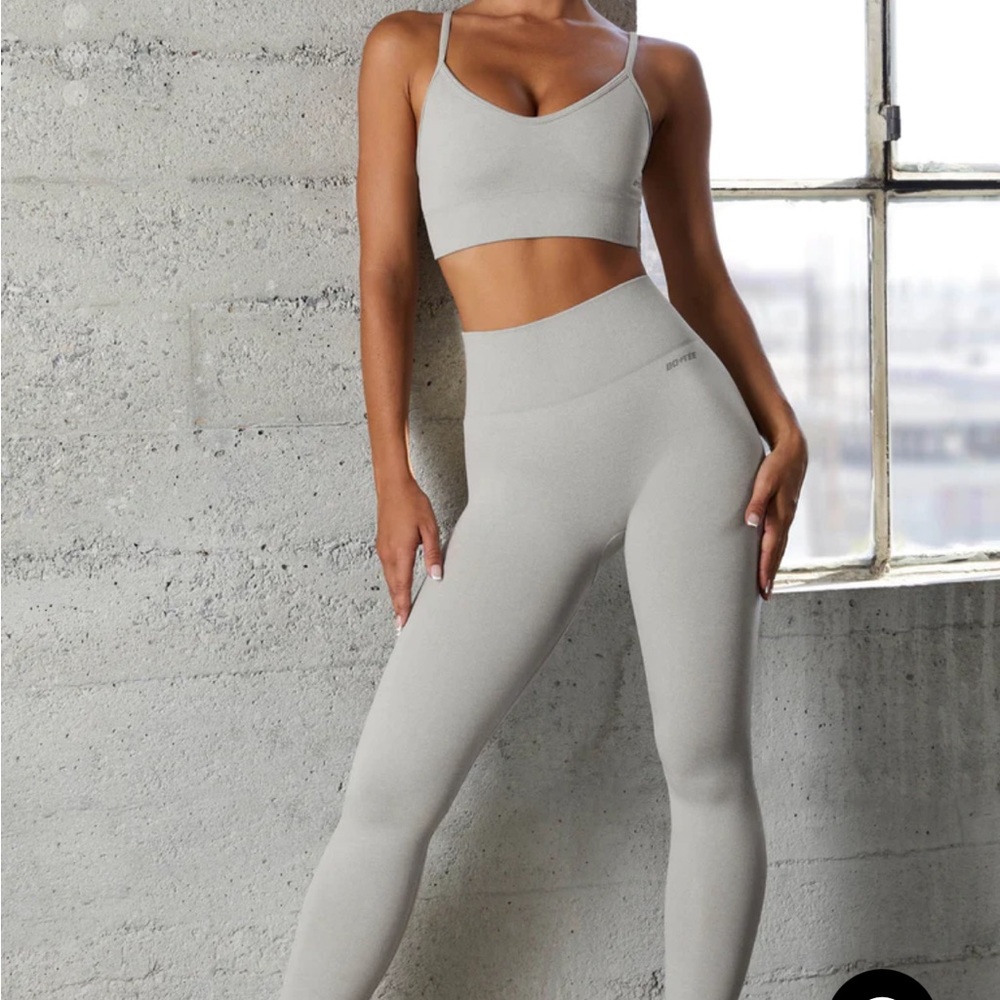 BO+TEE vitality leggings in grey size LARGE